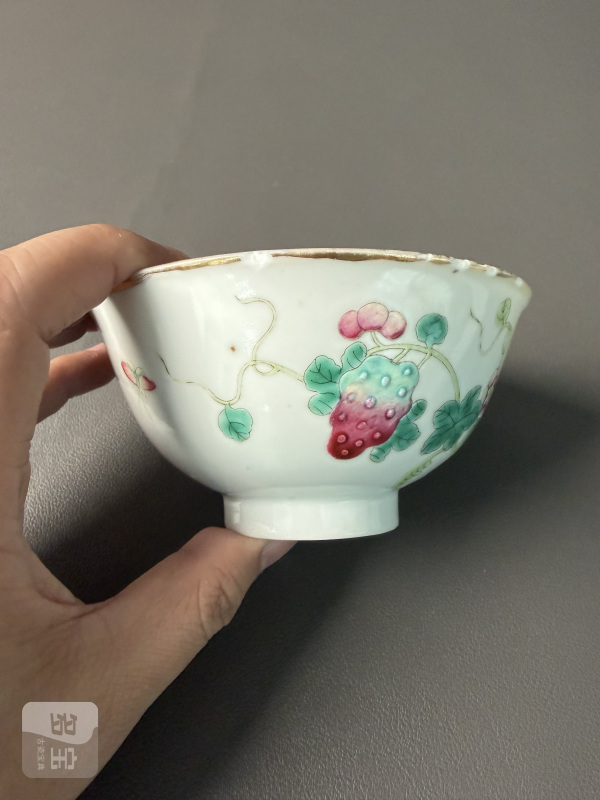 清宣统 粉彩癞瓜纹碗一对 - 图12